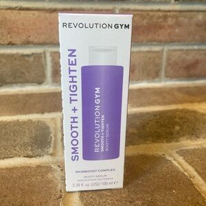 Revolution Gym Smooth + Tighten Booty Serum